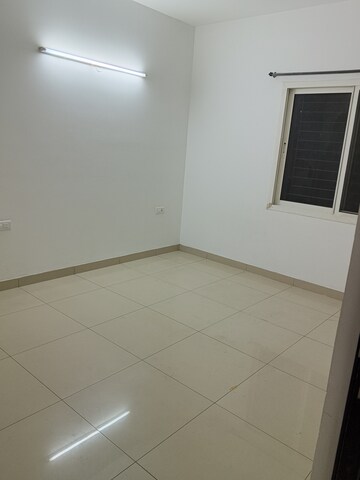 Room in 2 BHK Apartment at Sobha Orion, Kondhwa – for Rent