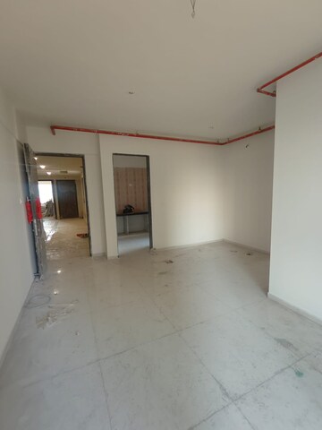 Room in 3 BHK Apartment at Sheth Zuri, Laxmi Nagar – for Rent