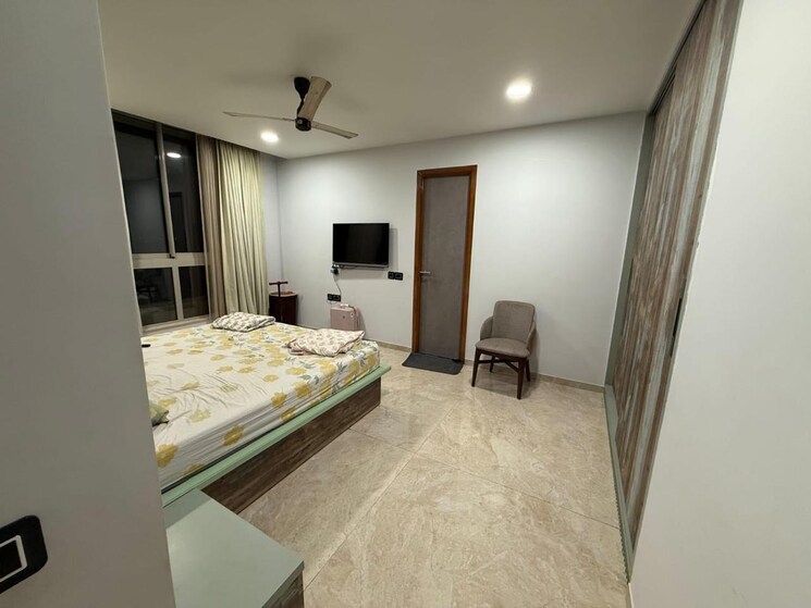 Bedroom, hiranandani-estate 3 Bedroom 1280 Sq.Ft. Apartment In Ghodbunder Road Thane 9726463