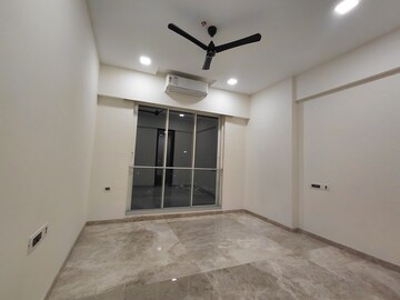 Room in 3 BHK Apartment at Ekta Tripolis Phase 2, Goregaon West – for Rent