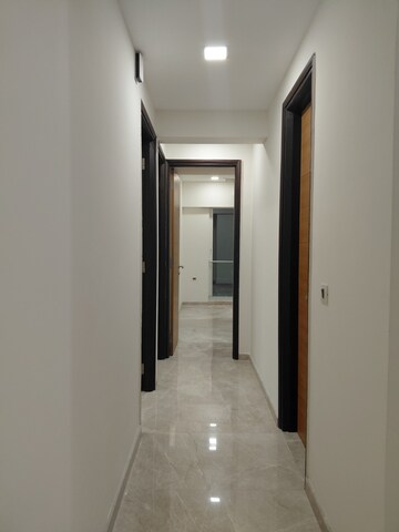 Furnished Amenities in 3 BHK Apartment at Ekta Tripolis Phase 2, Goregaon West – for Rent