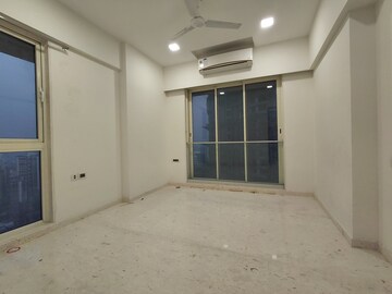 Room in 2 BHK Apartment at Ekta Tripolis, Goregaon West – for Rent