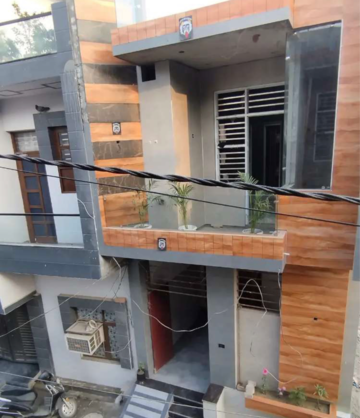 Building Lobby in 4 BHK Independent House at New Ramesh Nagar – for Sale