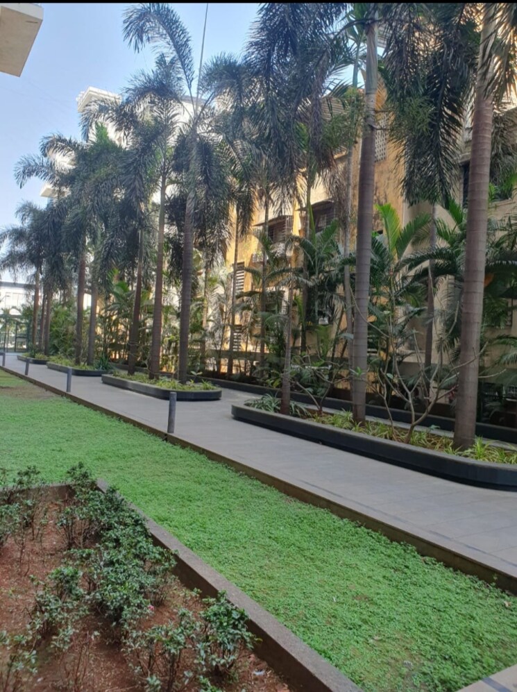 Garden, akshar-alvario 3 Bedroom 935 Sq.Ft. Apartment In Seawoods Navi Mumbai 9726527