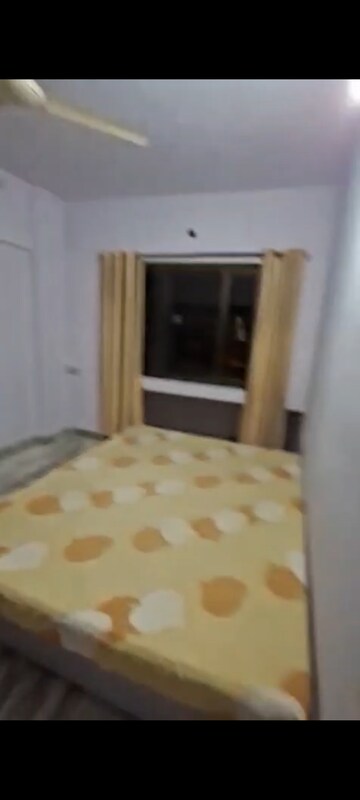 Bedroom in 2 BHK Apartment at Vakola – for Rent