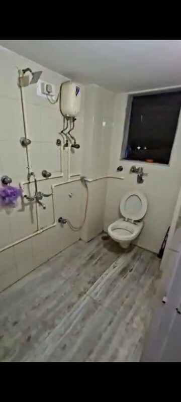 Bathroom in 2 BHK Apartment at Vakola – for Rent