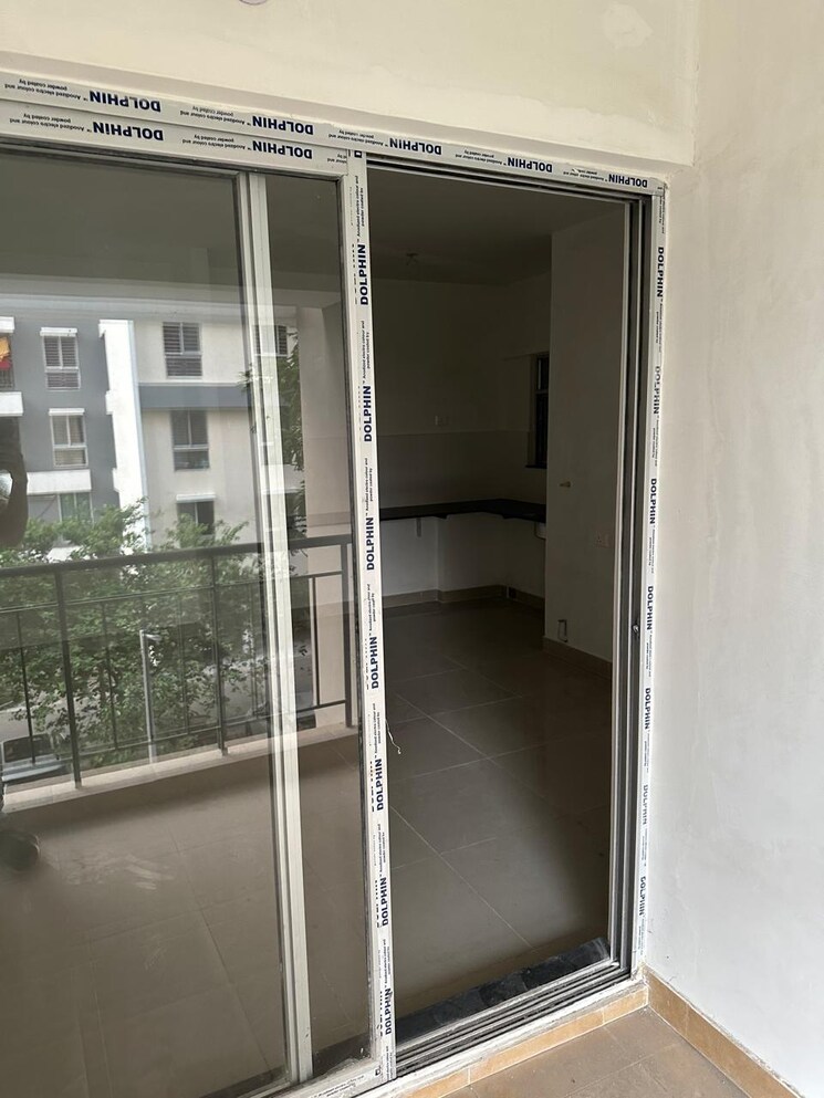 Balcony, kundan-plaza 2 Bedroom 923 Sq.Ft. Apartment In Chinar Park Kolkata 9726641