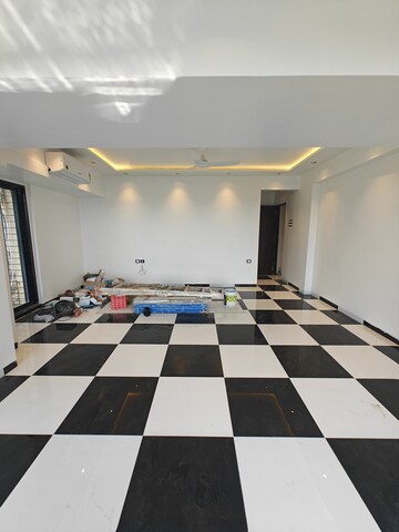 Team Area in 2 BHK Apartment at NRI Complex Phase 2, Seawoods – for Rent