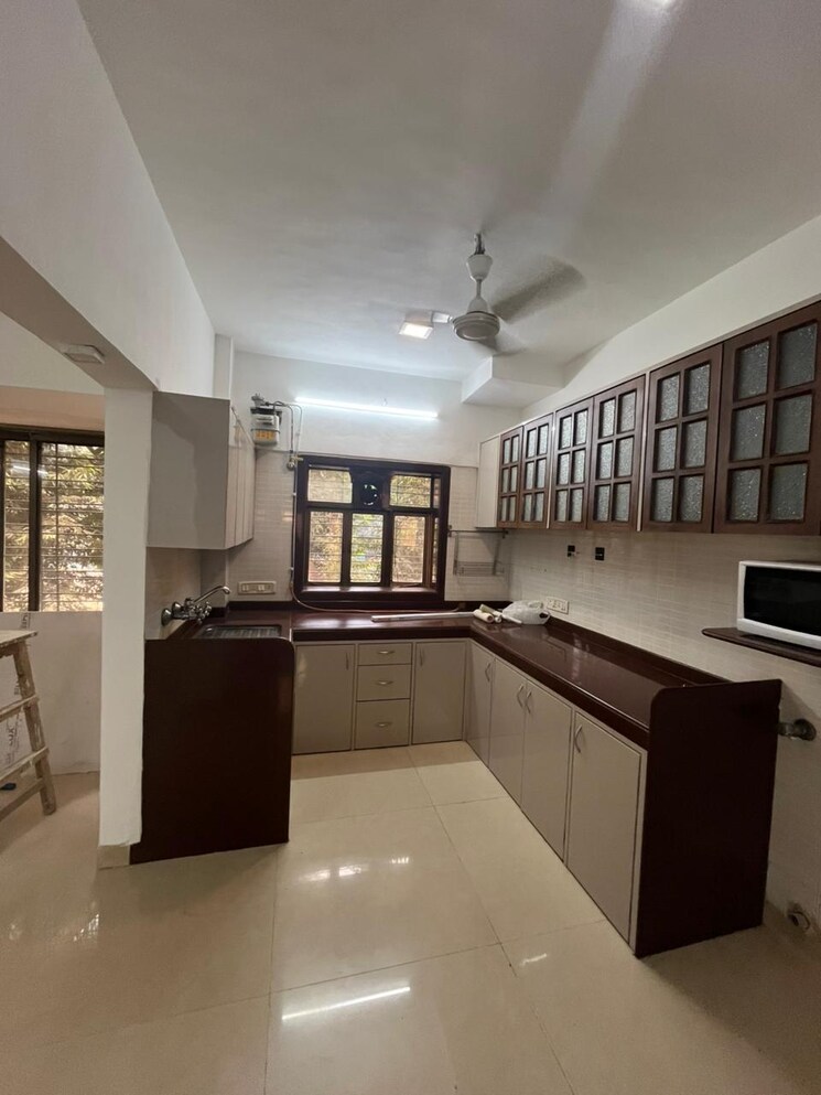 Kitchen, juhu 3 Bedroom 1250 Sq.Ft. Apartment In Juhu Mumbai 9726676