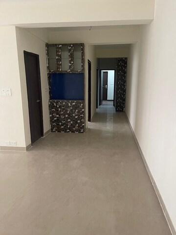 Room in 3 BHK Apartment at Sector 86 – for Rent