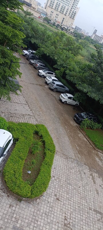 Parking in 2 BHK Apartment at Shree Vardhman Green Court, Sector 90 – for Rent