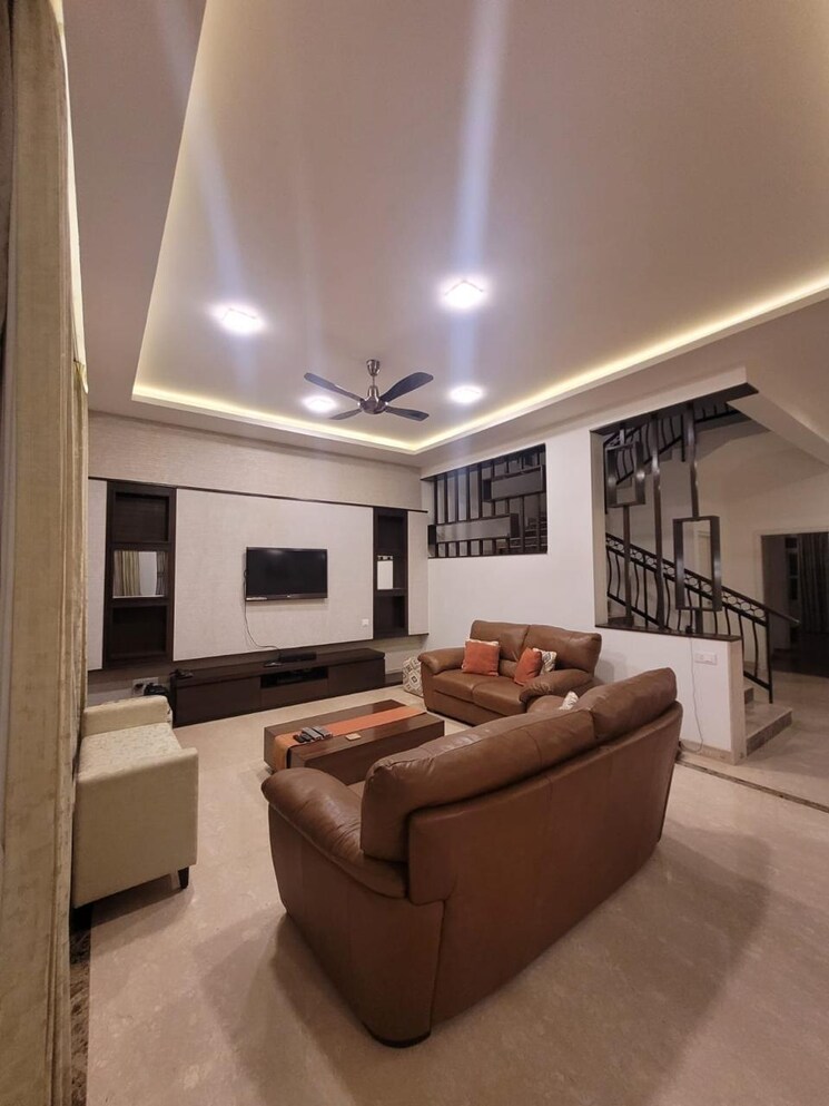 Bedroom, prestige-lakeside-habitat-villa 4 Bedroom 4033 Sq.Ft. Villa In Varthur Bangalore 9726716