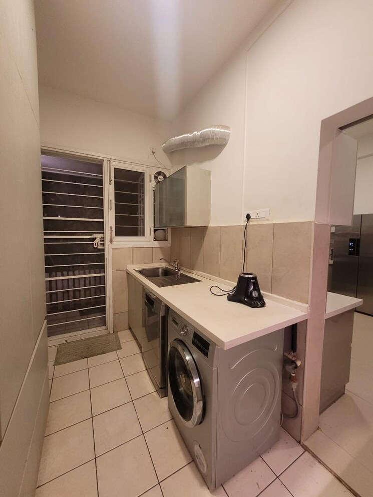 Kitchen, prestige-lakeside-habitat-villa 4 Bedroom 4033 Sq.Ft. Villa In Varthur Bangalore 9726716