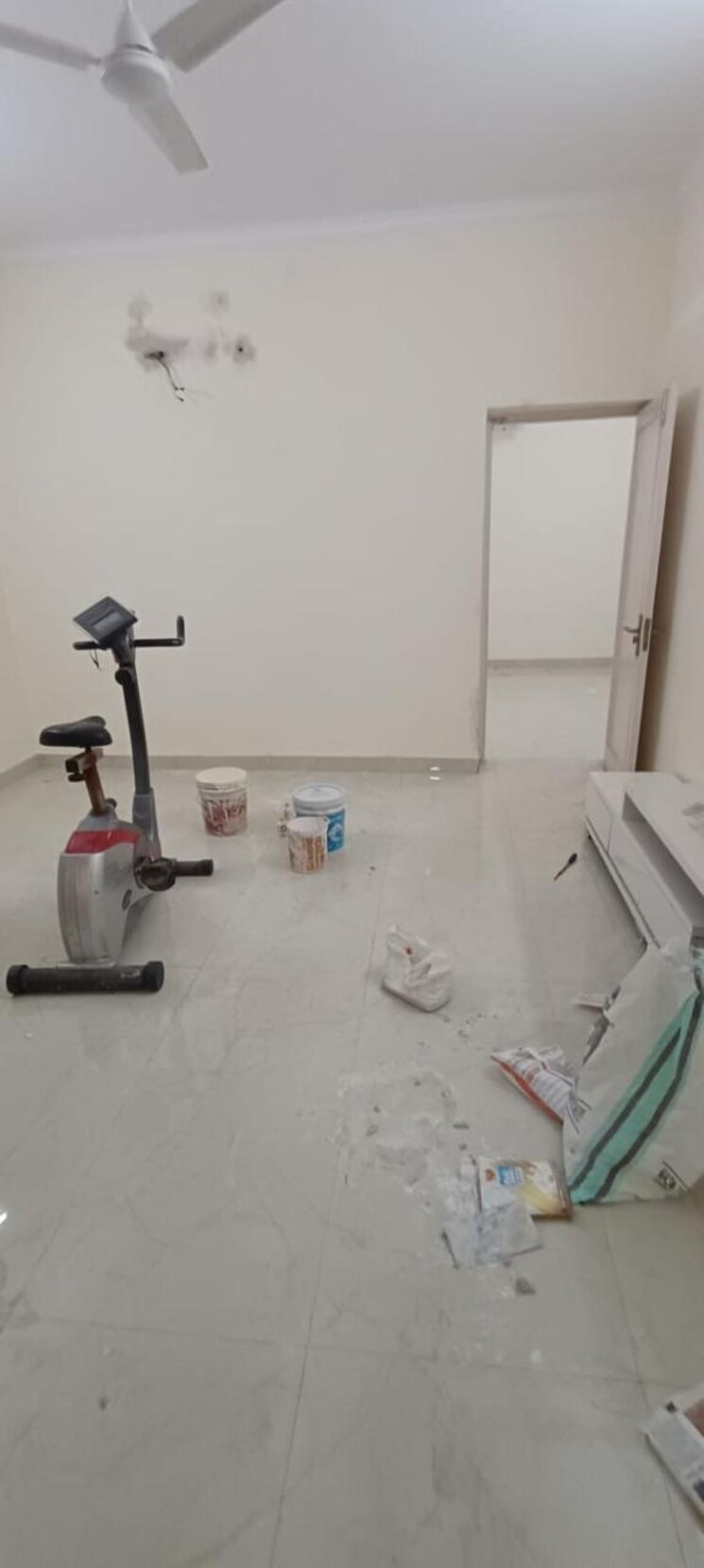 Cover Image, east of kailash 2 Bedroom 1300 Sq.Ft. Builder Floor In East Of Kailash Delhi 9726737