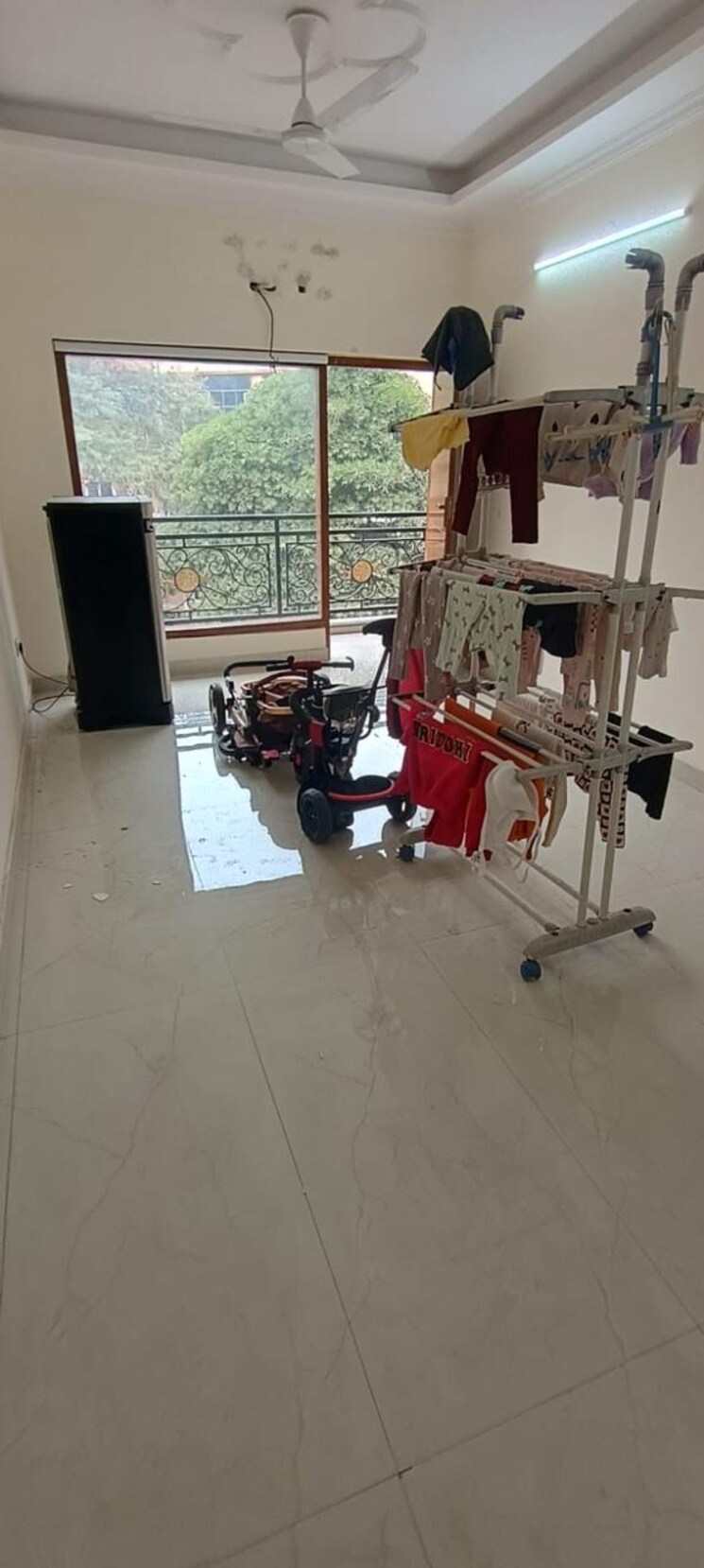 Living Room, east of kailash 2 Bedroom 1300 Sq.Ft. Builder Floor In East Of Kailash Delhi 9726737