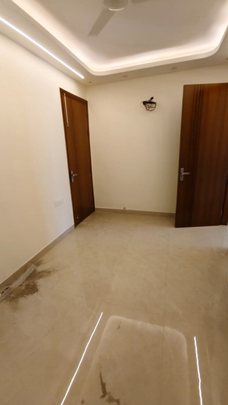 Room, kalkaji 3 Bedroom 1700 Sq.Ft. Builder Floor In Kalkaji Delhi 9726753
