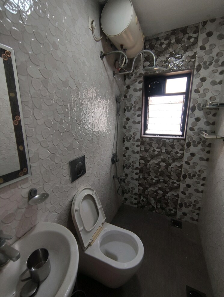 Bathroom, tain-square 3 Bedroom 1211 Sq.Ft. Apartment In Wanwadi Pune 9726760