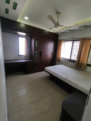 Bedroom in 3 BHK Apartment at Tain Square, Wanwadi – for Rent