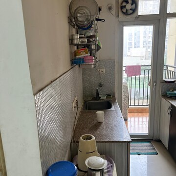 Team Area in 2 BHK Apartment at Amrapali Spring Meadows, Amrapali Dream Valley – for Rent