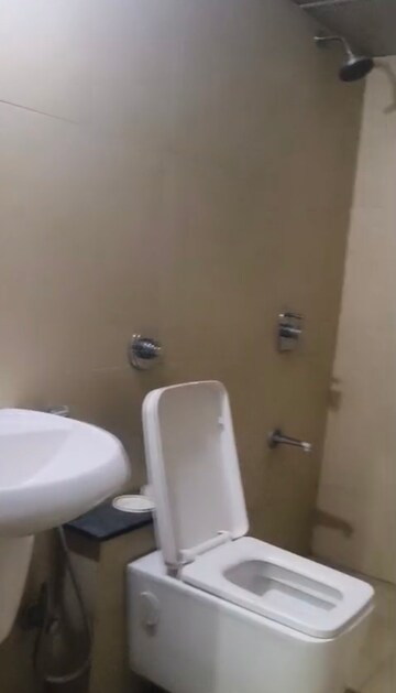 Furnished Amenities in 4 BHK Apartment at Alcon Royce, Kondhwa – for Rent