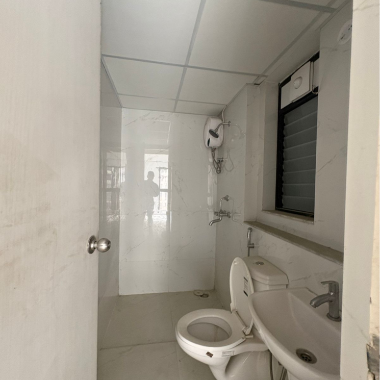 Bathroom, runwal-gardens-phase-2 2 Bedroom 531 Sq.Ft. Apartment In Kalyan Shilphata Road Thane 9726881