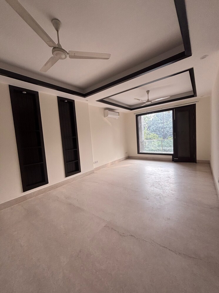 Cover Image, safdarjung enclave 3 Bedroom 200 Sq.Yd. Builder Floor In Safdarjung Enclave Delhi 9726888