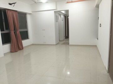 2 BHK Apartment For Rent in Lodha Amara Tower 44, Kolshet Road