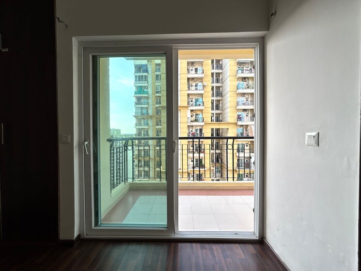 Room, gaur-city-1st-avenue 3 Bedroom 1470 Sq.Ft. Apartment In Sector 4 Greater Noida Greater Noida 9726911