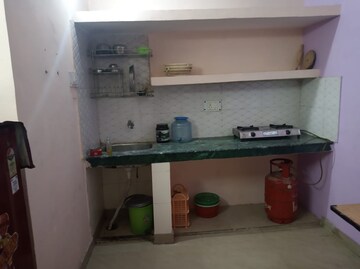 Furnished Amenities in 1.5 BHK Builder Floor at Sector 12 – for Rent