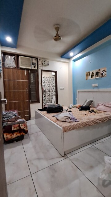 Bedroom in 3 BHK Builder Floor at Sector 15 – for Rent