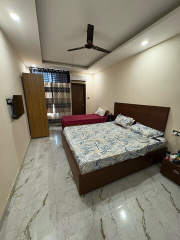 Bedroom in  Pg at Vijay Vihar – for Rent