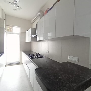Kitchen in 3.5 BHK Apartment at Smart World Gems, Sector 89 – for Rent