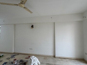 Room in 3 BHK Apartment at Mapsko Royale Ville, Sector 82 – for Sale