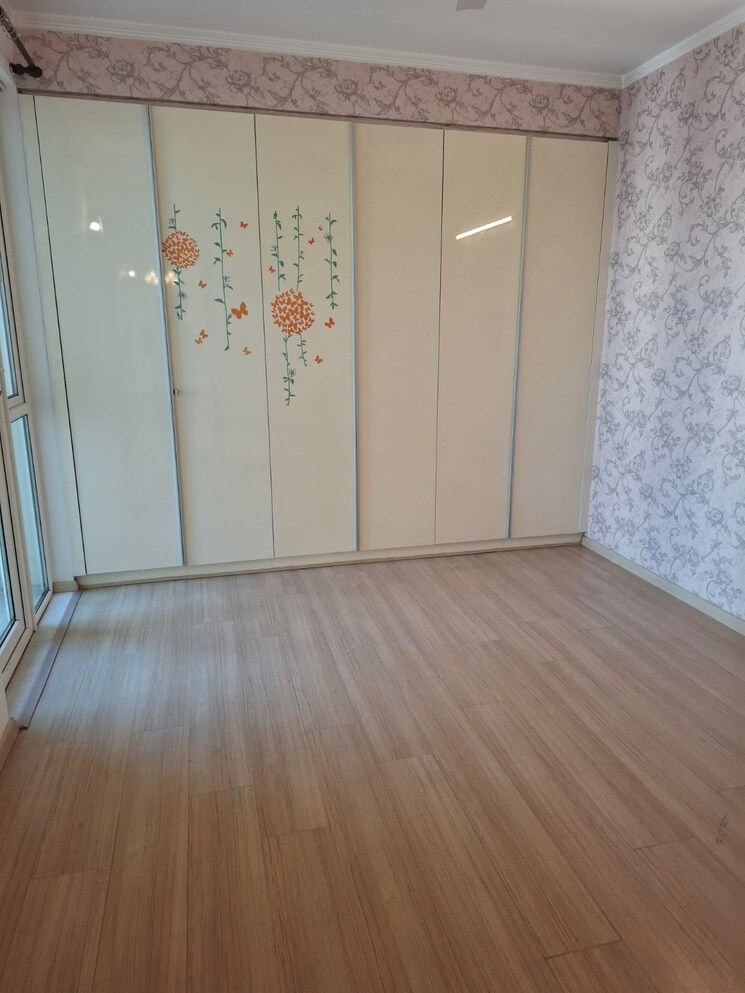 Room, dlf-regency-park-i 2 Bedroom 1150 Sq.Ft. Apartment In Dlf Phase iv Gurgaon 9727030