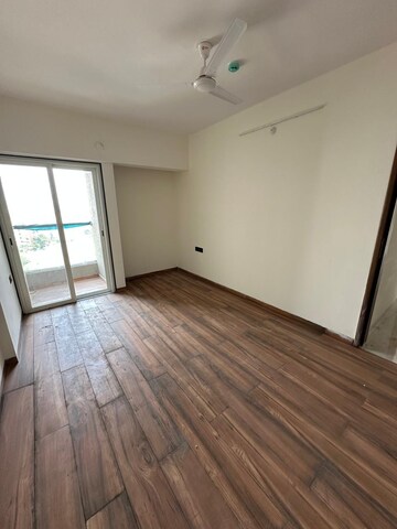 Room in 2 BHK Apartment at Krishna Amarillo, Hinjewadi – for Rent