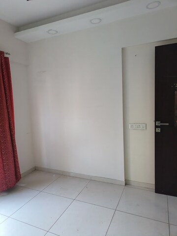 Room in 2 BHK Apartment at Kolte Patil Western Avenue, Wakad – for Rent