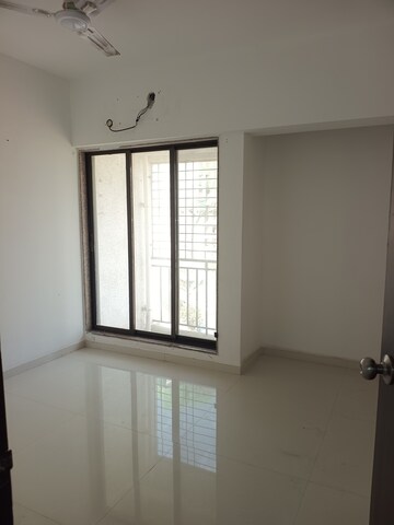 Furnished Amenities in 2 BHK Apartment at Tiara Hills, Mira Road – for Rent