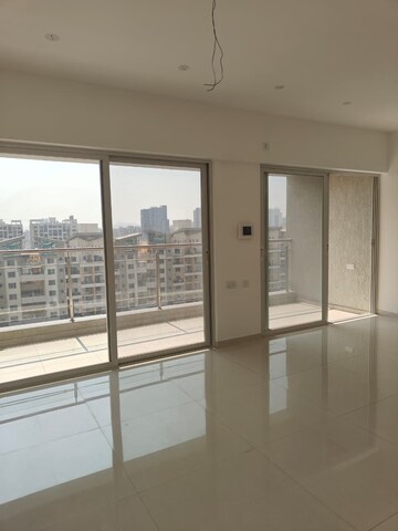 Room in 3 BHK Apartment at Millennium Emirus, Wakad – for Sale