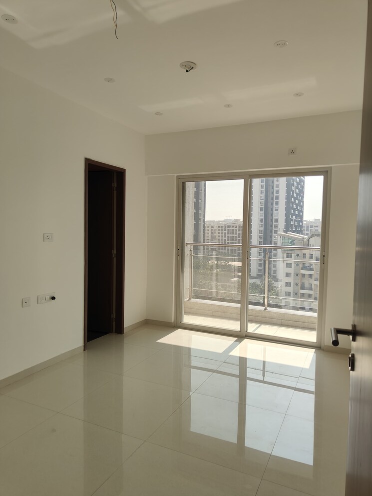 Room, millennium-emirus 3 Bedroom 1180 Sq.Ft. Apartment In Wakad Pune 9727239