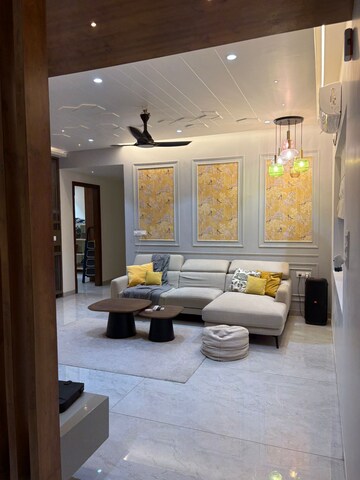 Master Bedroom in 3 BHK Builder Floor at Jubilee Hills – for Sale