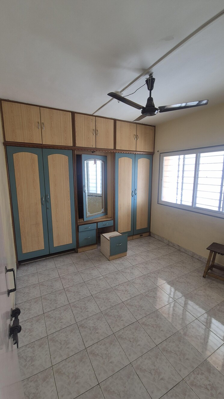 Room, b-u-bhandari-rakshak-nagar 2 Bedroom 1000 Sq.Ft. Apartment In Kharadi Pune 9727250