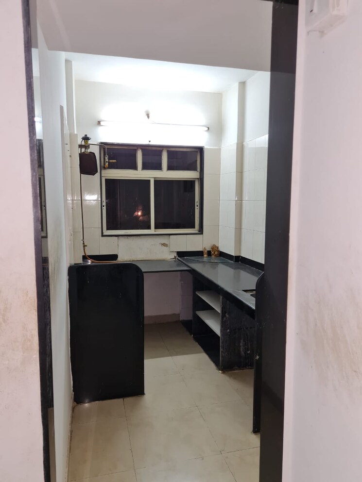 Team Area, dosti acres 1 Bedroom 429 Sq.Ft. Apartment In Dosti Acres Mumbai 9727267