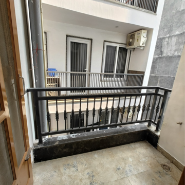 1 BHK Builder Floor For Rent in DLF Centre Court, Golf Course Road