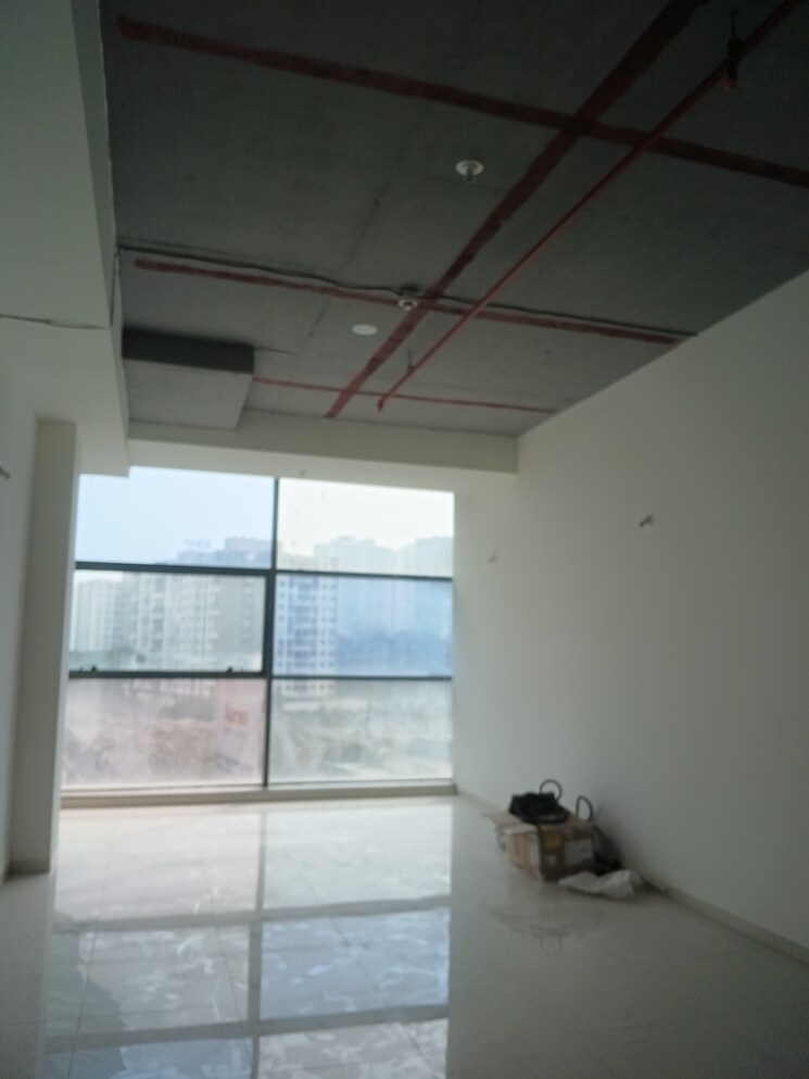 Team Area, siddhashila-eela Commercial Office Space 370 Sq.Ft. In Punawale Pune 9727308