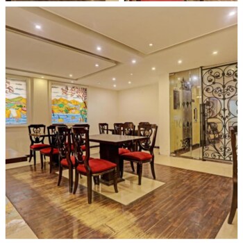 Land for Sale in New Friends Colony, Delhi