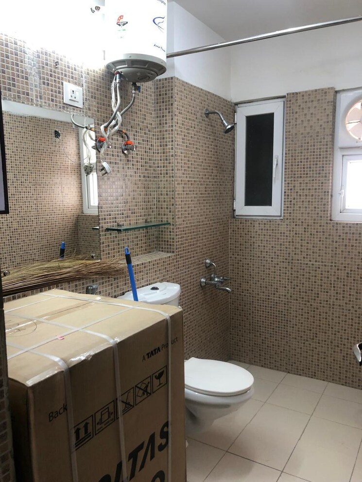 Bathroom, 3c-lotus-zing 2 Bedroom 988 Sq.Ft. Apartment In Sector 168 Noida 9727362