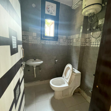 Bathroom in 2 BHK Builder Floor at Malviya Nagar – for Rent