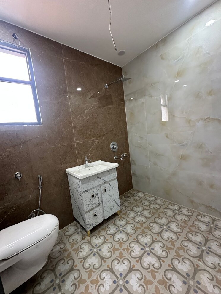 Bathroom, parklands 4 Bedroom 1600 Sq.Ft. Builder Floor In Sector 85 Faridabad 9727400