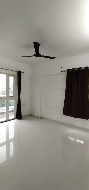 Master Bedroom in 2 BHK Apartment at Rahul Park - D1 D2 D3 Building, Warje – for Rent