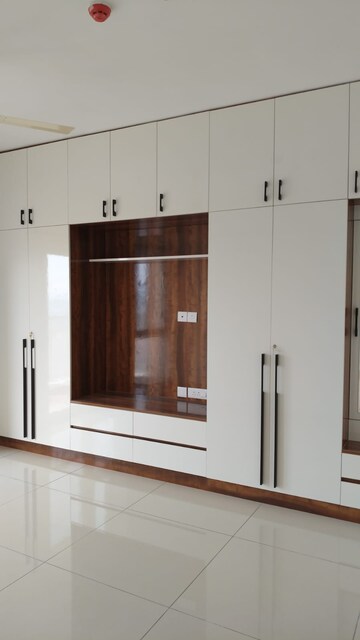 Room in  Apartment at Avalon Park At The Prestige City, Sarjapur Road – for Rent